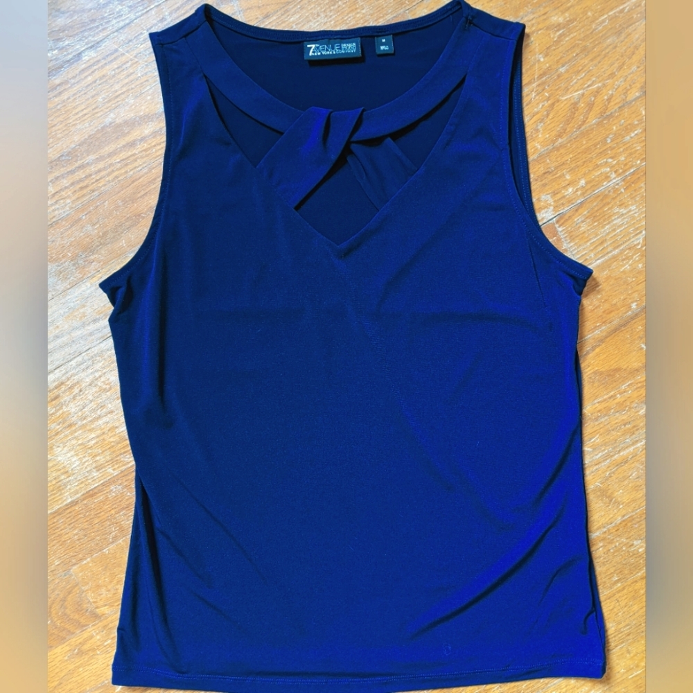 New York & company sleeveless blue blouse